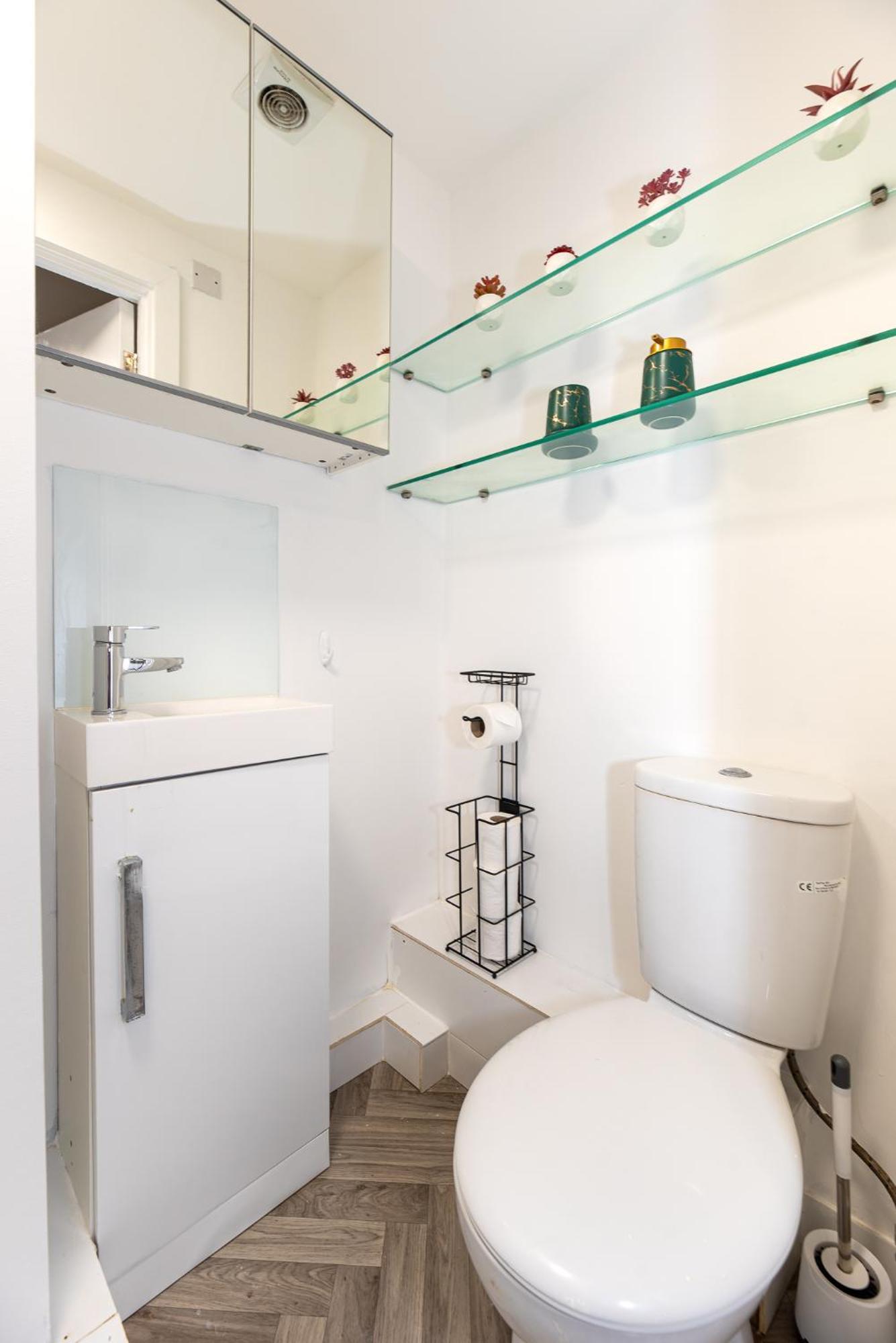 Small And Trendy Studio 3B London Exteriör bild