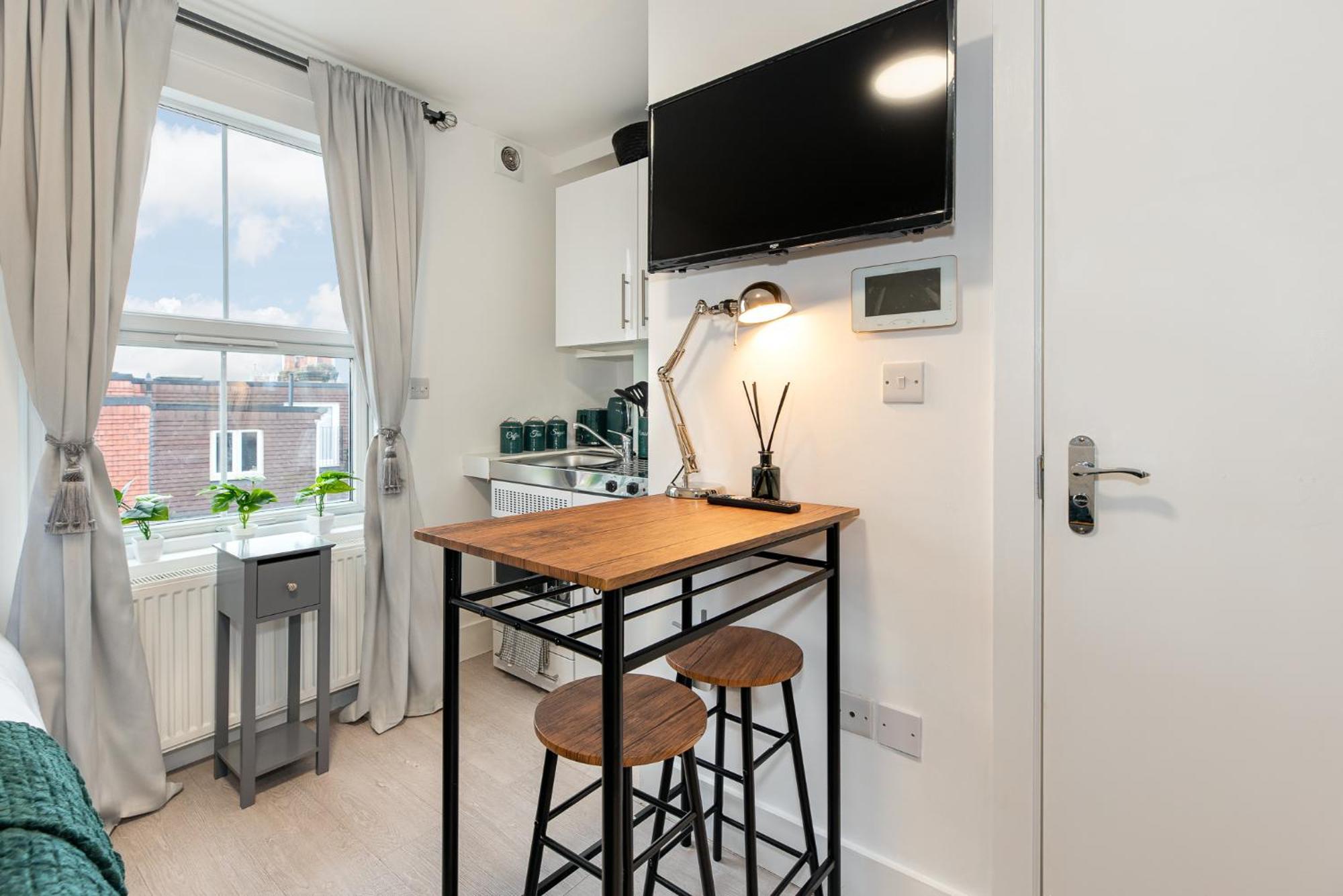 Small And Trendy Studio 3B London Exteriör bild