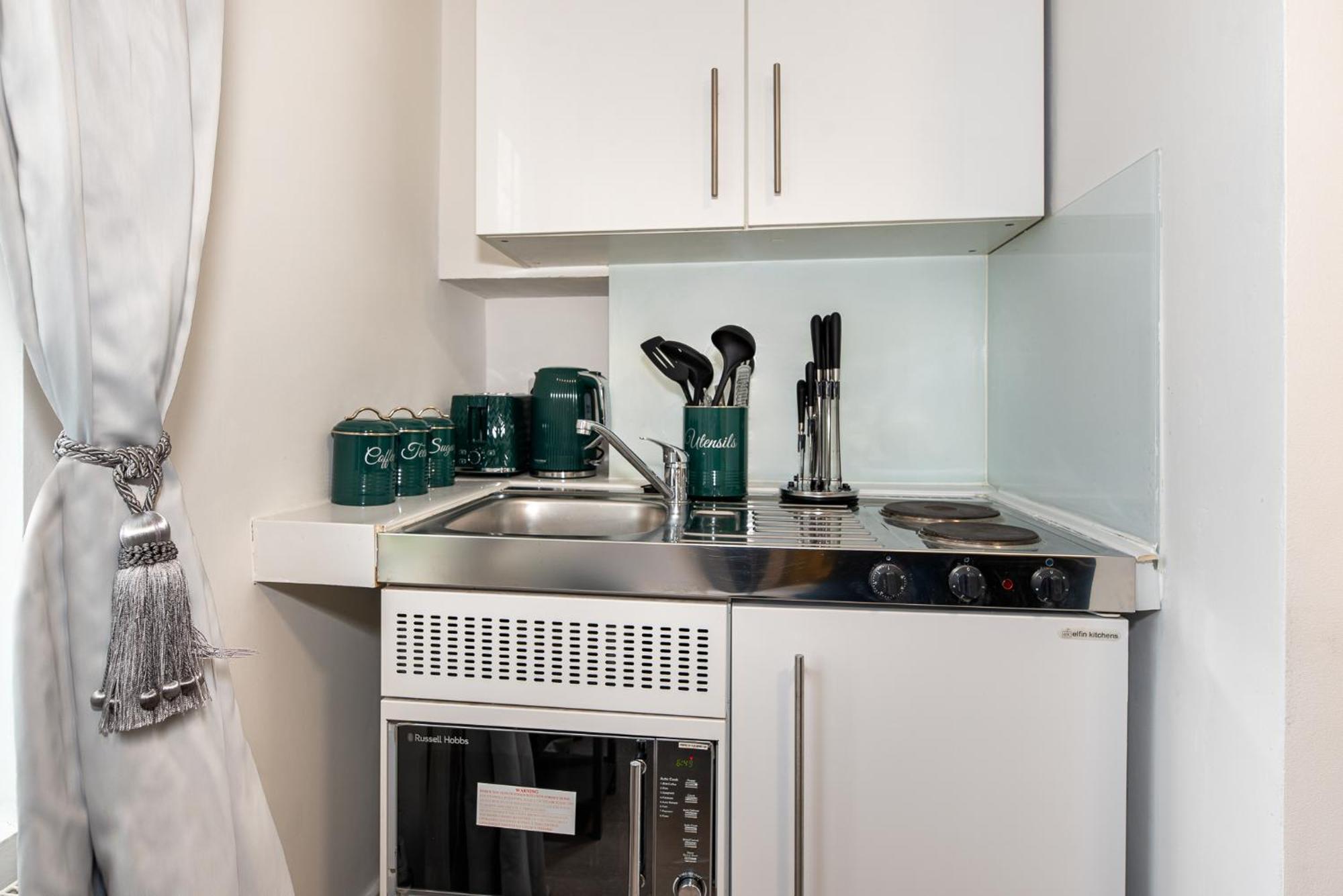 Small And Trendy Studio 3B London Exteriör bild